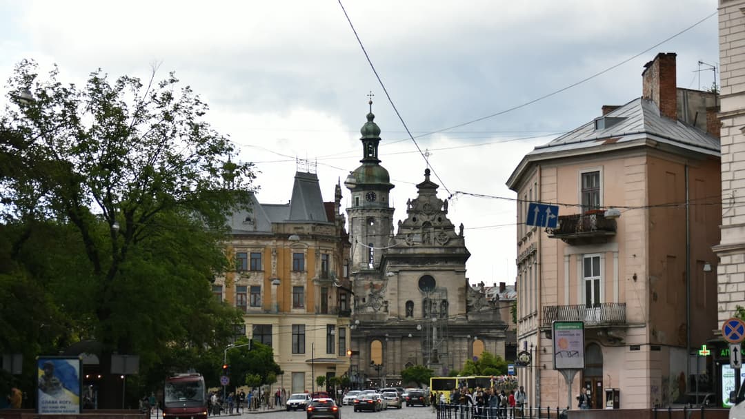 Оренда електроскутера у Львові: ціни, як обрати модель і що потрібно знати